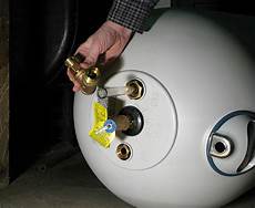 Hand Water Heater